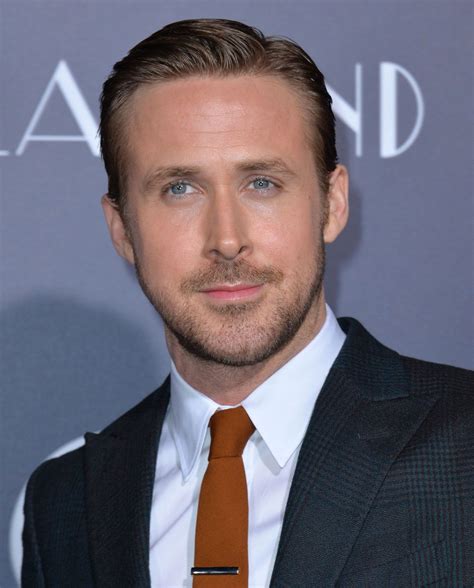 ryan gosling biography.